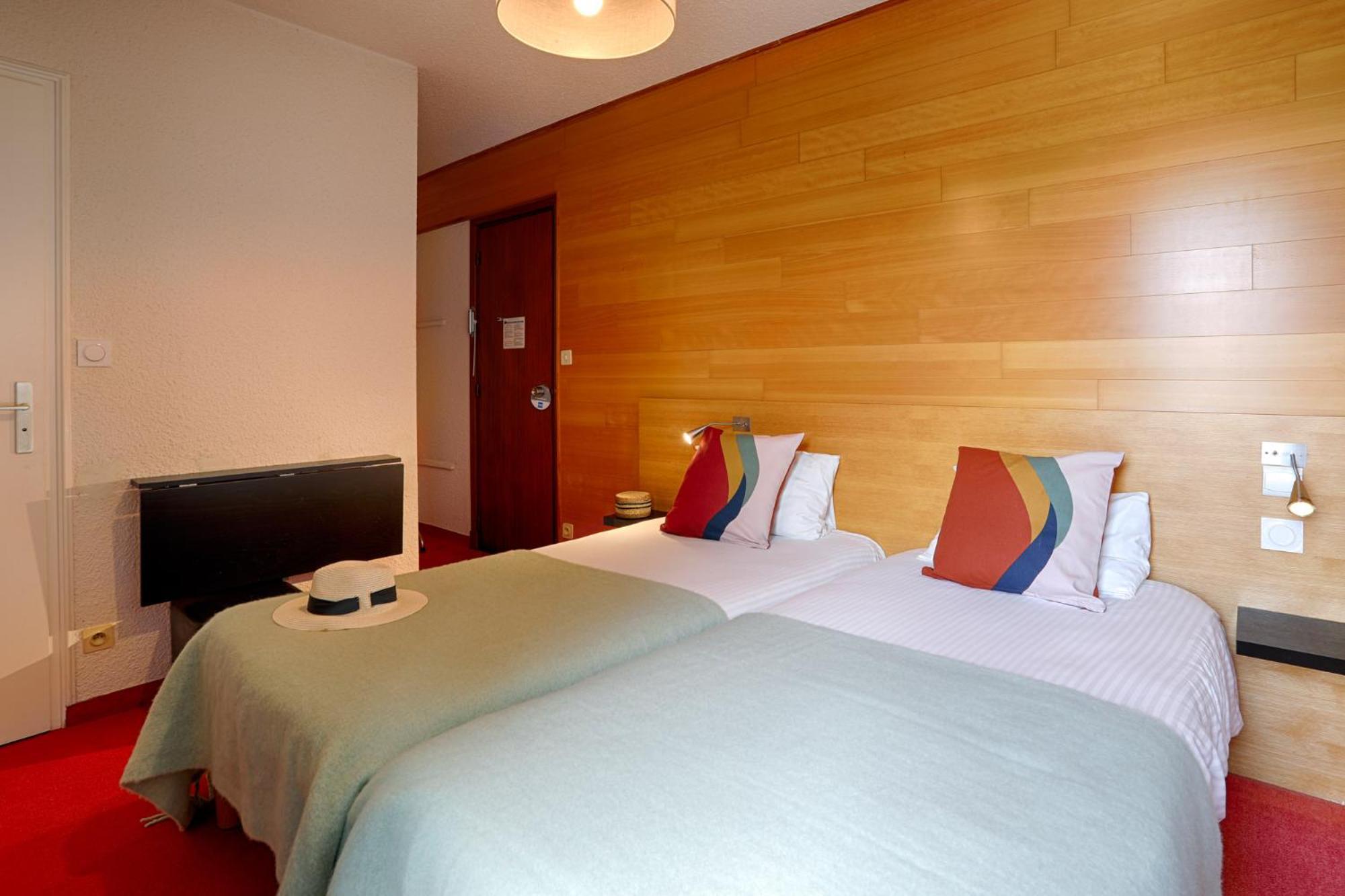 Hotel Le Branhoc - Brit Hotel 欧赖 外观 照片